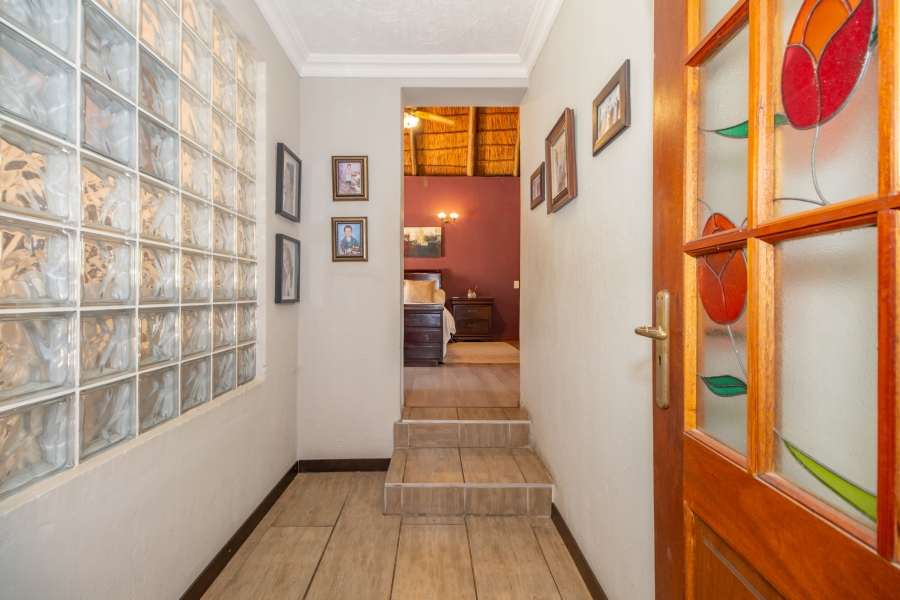 5 Bedroom Property for Sale in Weltevreden Park Gauteng