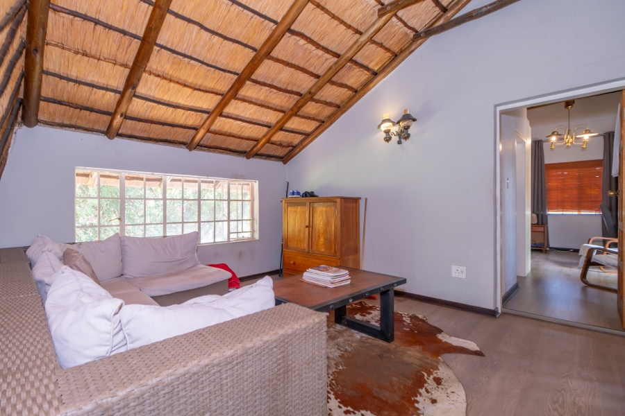 5 Bedroom Property for Sale in Weltevreden Park Gauteng