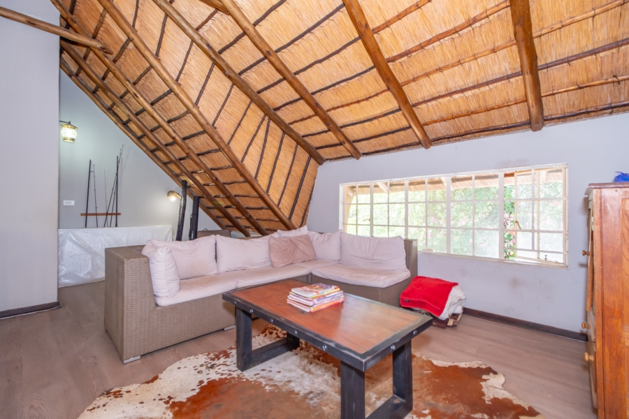 5 Bedroom Property for Sale in Weltevreden Park Gauteng