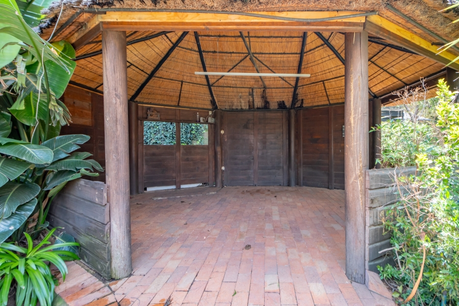 5 Bedroom Property for Sale in Weltevreden Park Gauteng