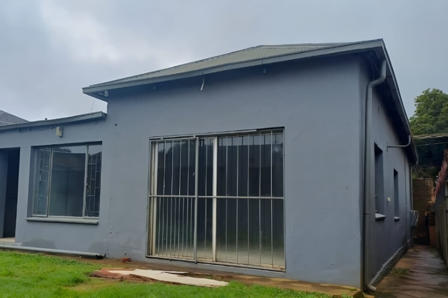 6 Bedroom Property for Sale in Randgate Gauteng