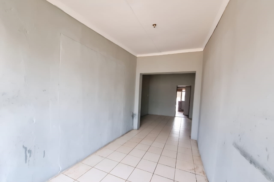 6 Bedroom Property for Sale in Randgate Gauteng