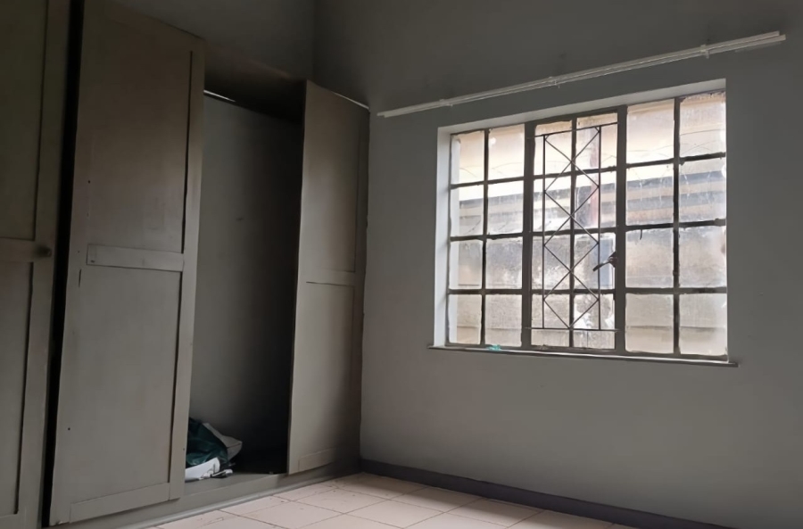 6 Bedroom Property for Sale in Randgate Gauteng