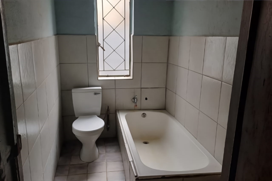 6 Bedroom Property for Sale in Randgate Gauteng