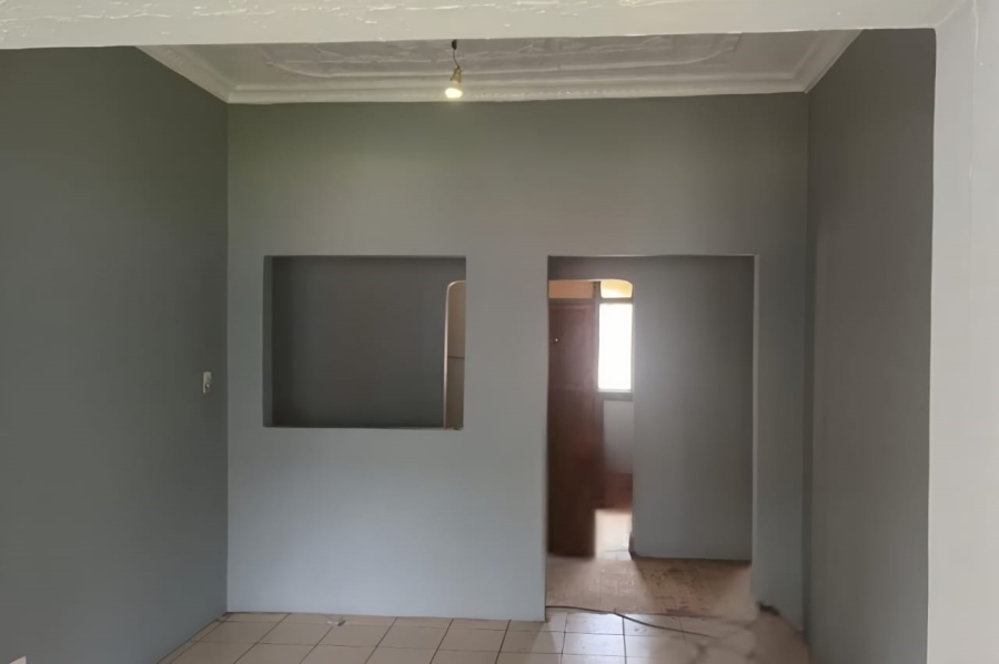 6 Bedroom Property for Sale in Randgate Gauteng