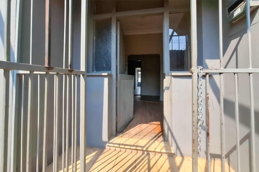 6 Bedroom Property for Sale in Randgate Gauteng