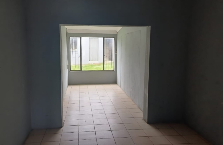 6 Bedroom Property for Sale in Randgate Gauteng