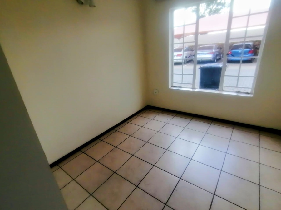 1 Bedroom Property for Sale in Comet Gauteng