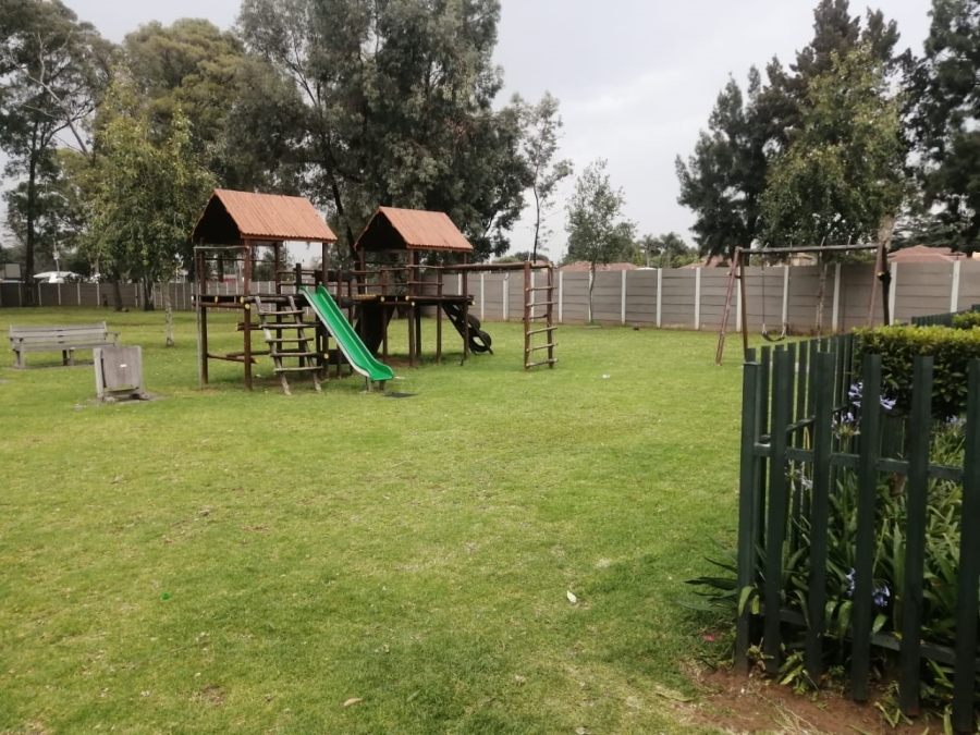 1 Bedroom Property for Sale in Comet Gauteng