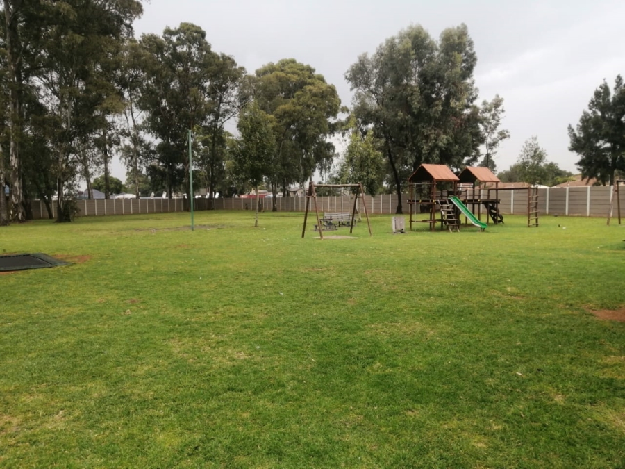 1 Bedroom Property for Sale in Comet Gauteng