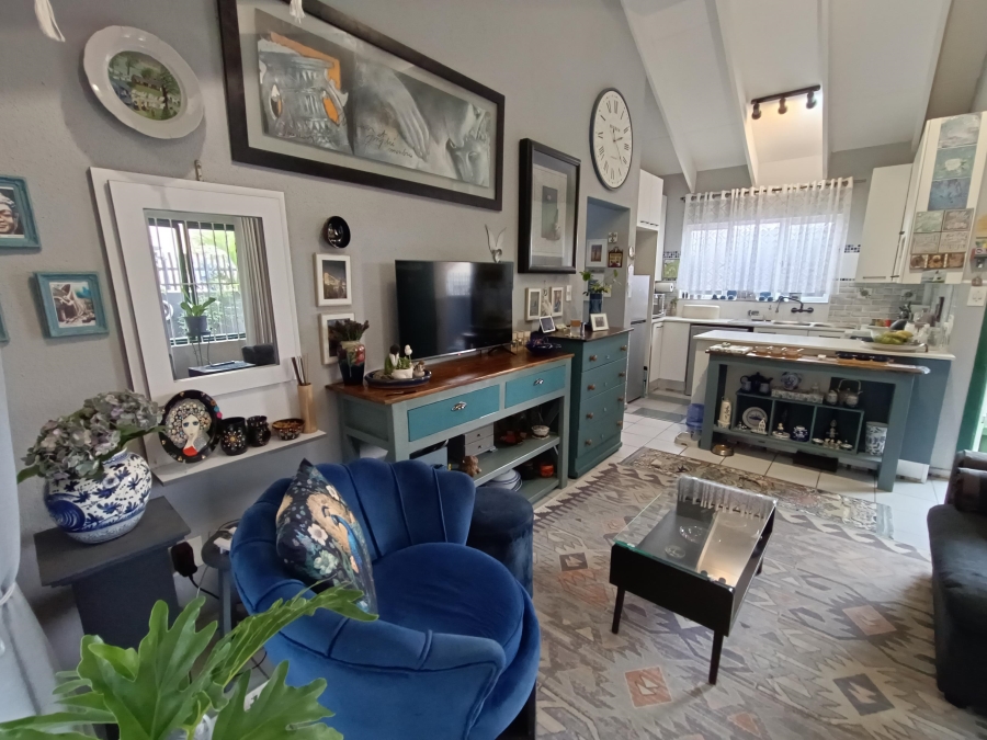 2 Bedroom Property for Sale in Bromhof Gauteng