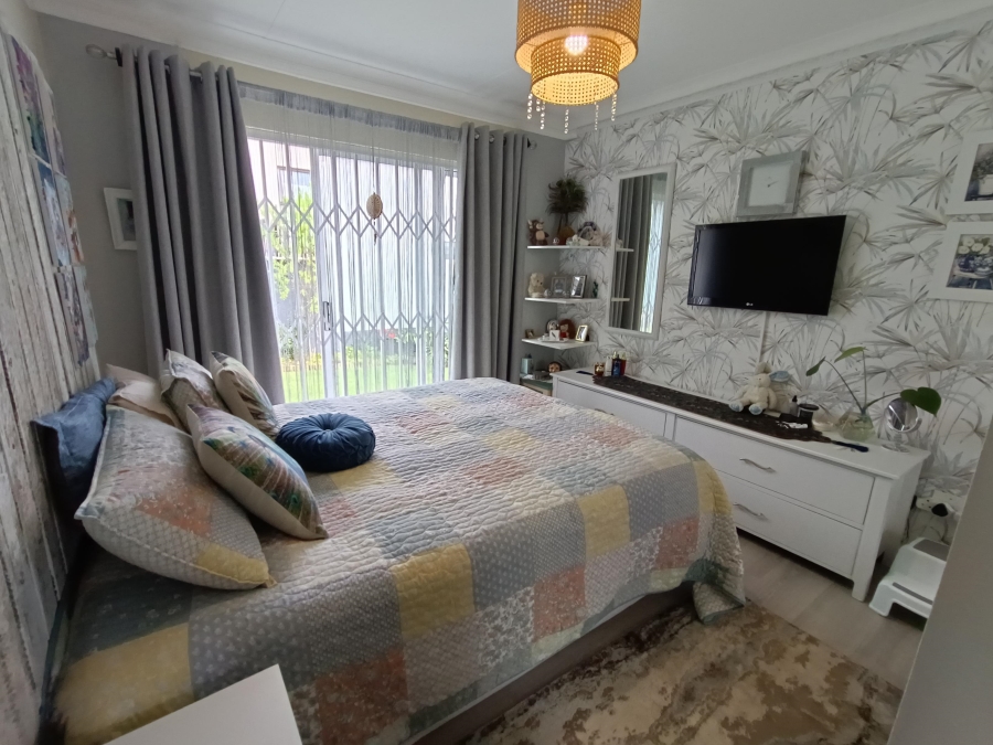2 Bedroom Property for Sale in Bromhof Gauteng