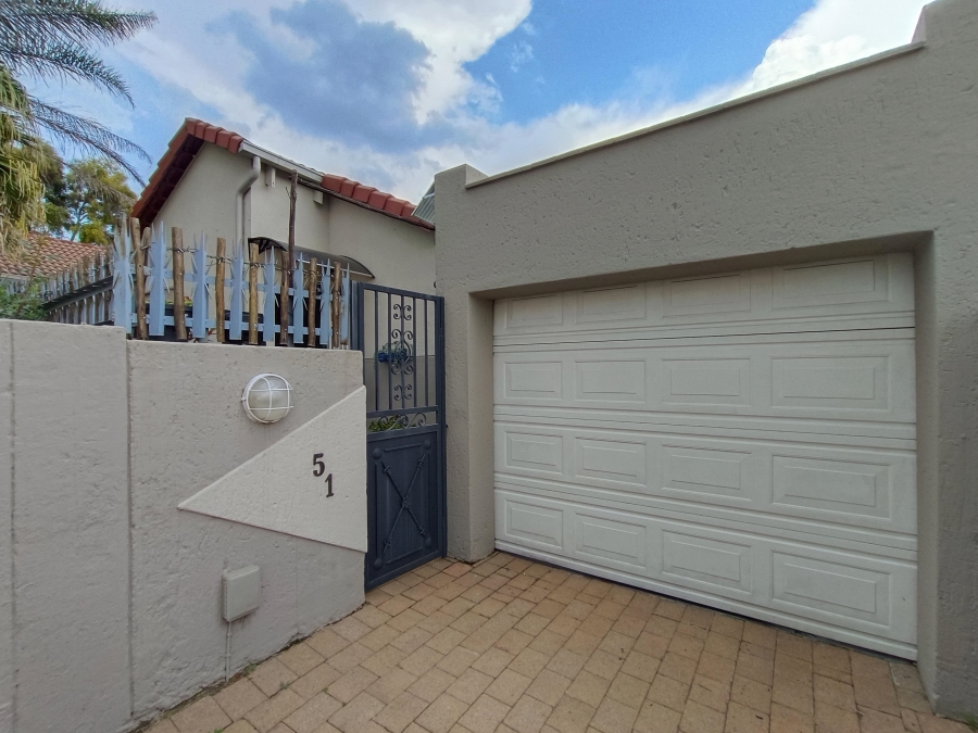 2 Bedroom Property for Sale in Bromhof Gauteng