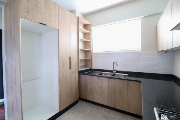 2 Bedroom Property for Sale in Illovo Gauteng