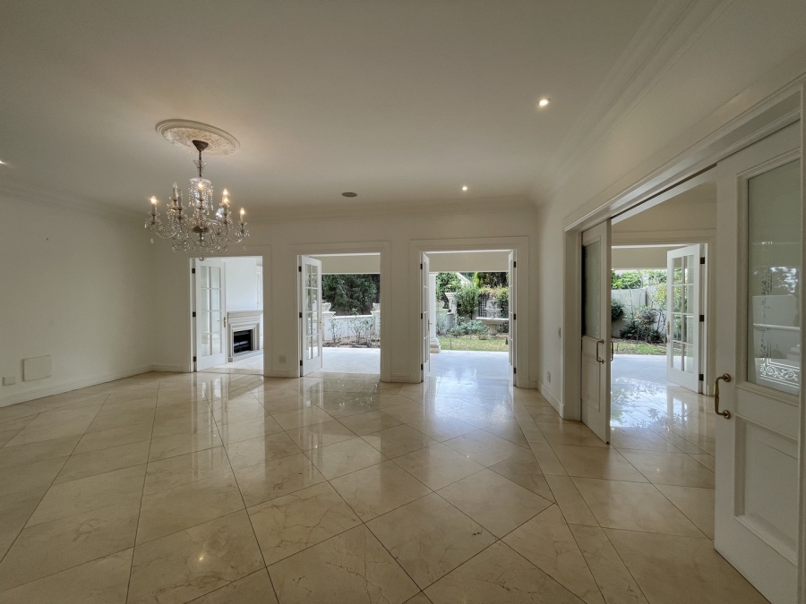 3 Bedroom Property for Sale in Sandhurst Gauteng