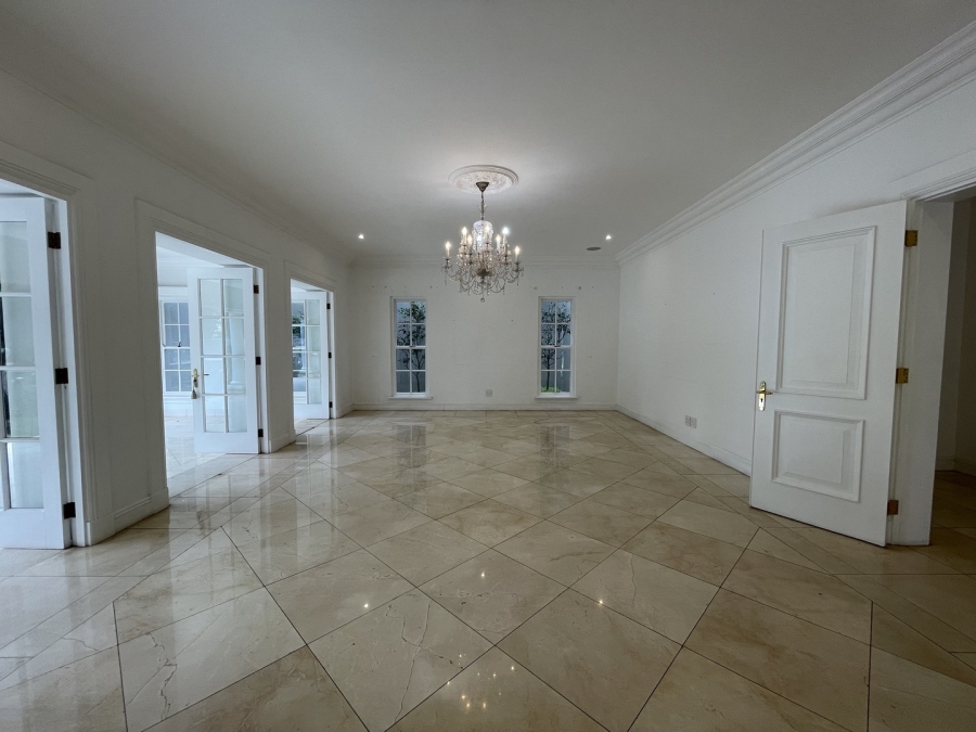 3 Bedroom Property for Sale in Sandhurst Gauteng