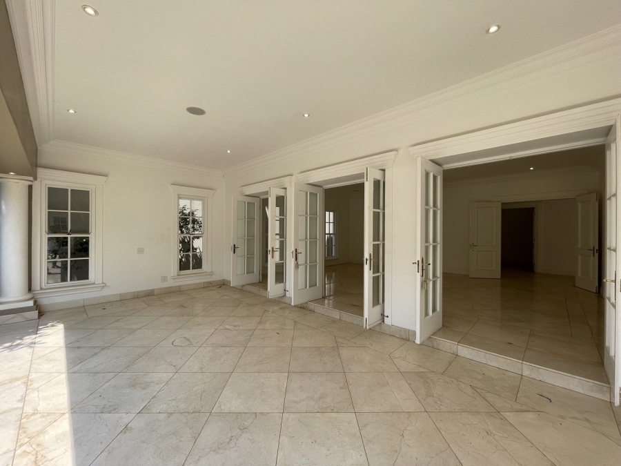 3 Bedroom Property for Sale in Sandhurst Gauteng