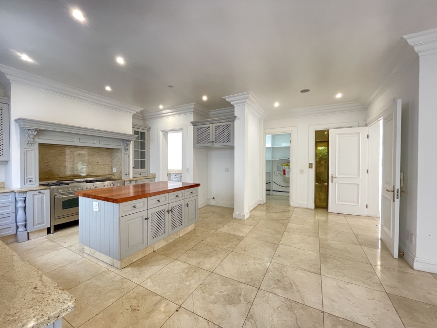 3 Bedroom Property for Sale in Sandhurst Gauteng