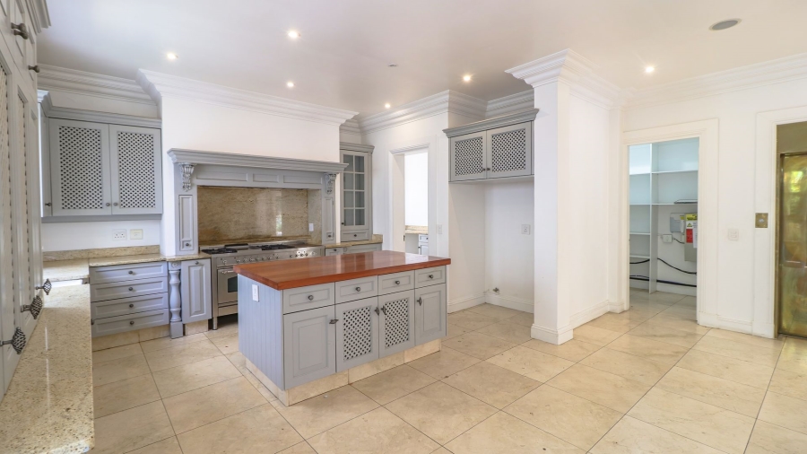 3 Bedroom Property for Sale in Sandhurst Gauteng