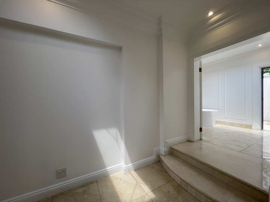 3 Bedroom Property for Sale in Sandhurst Gauteng