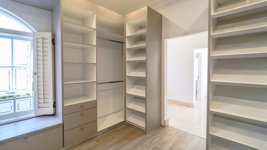 3 Bedroom Property for Sale in Sandhurst Gauteng