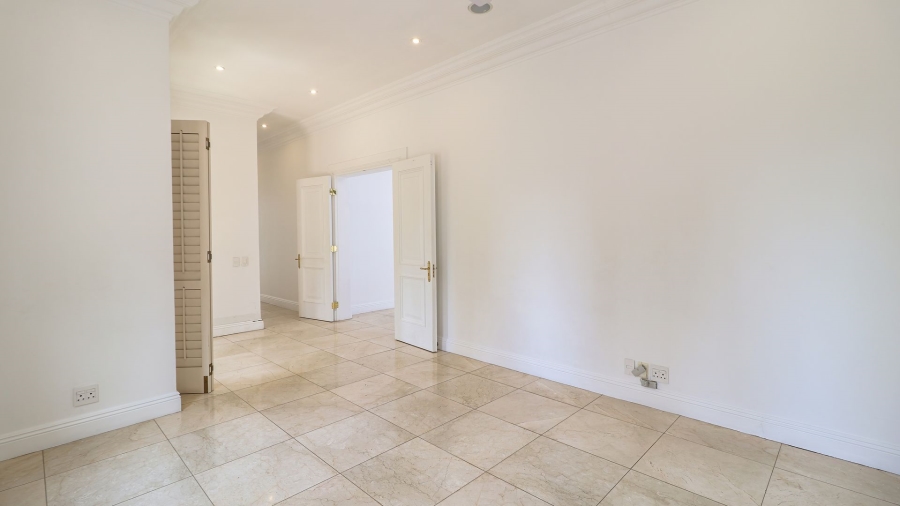 3 Bedroom Property for Sale in Sandhurst Gauteng