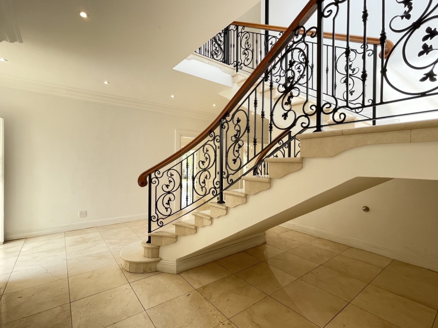 3 Bedroom Property for Sale in Sandhurst Gauteng