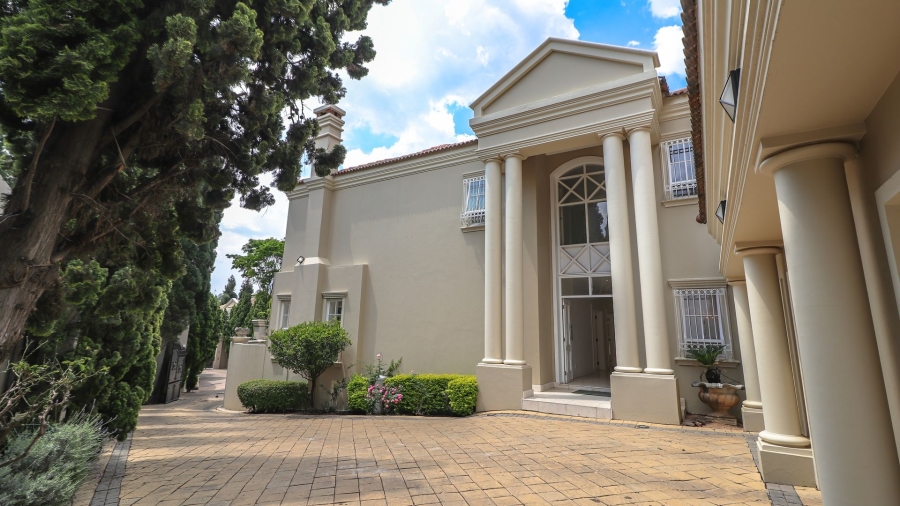3 Bedroom Property for Sale in Sandhurst Gauteng