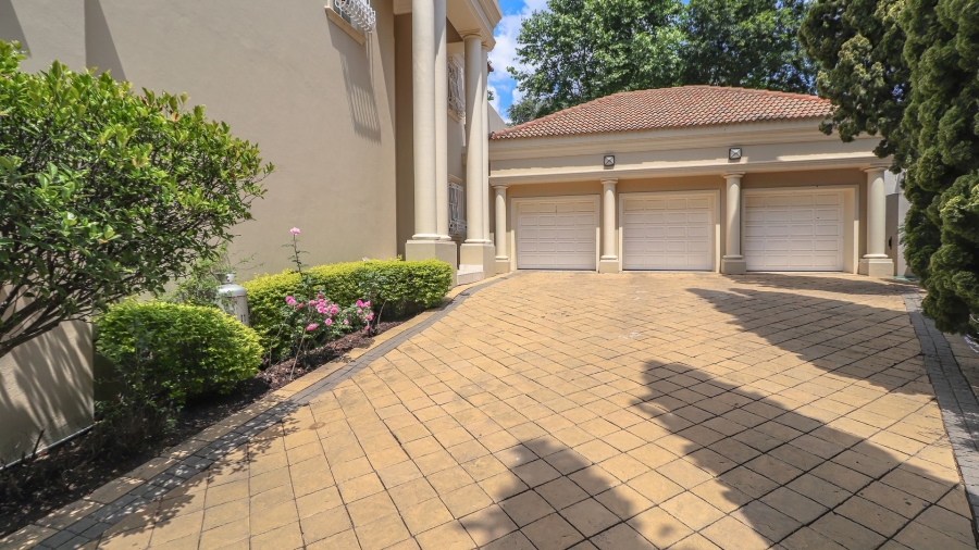 3 Bedroom Property for Sale in Sandhurst Gauteng