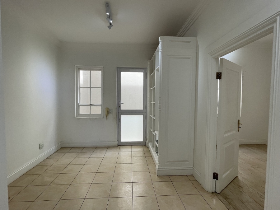 3 Bedroom Property for Sale in Sandhurst Gauteng