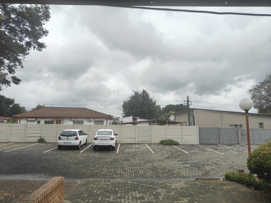 To Let commercial Property for Rent in Valhalla Gauteng