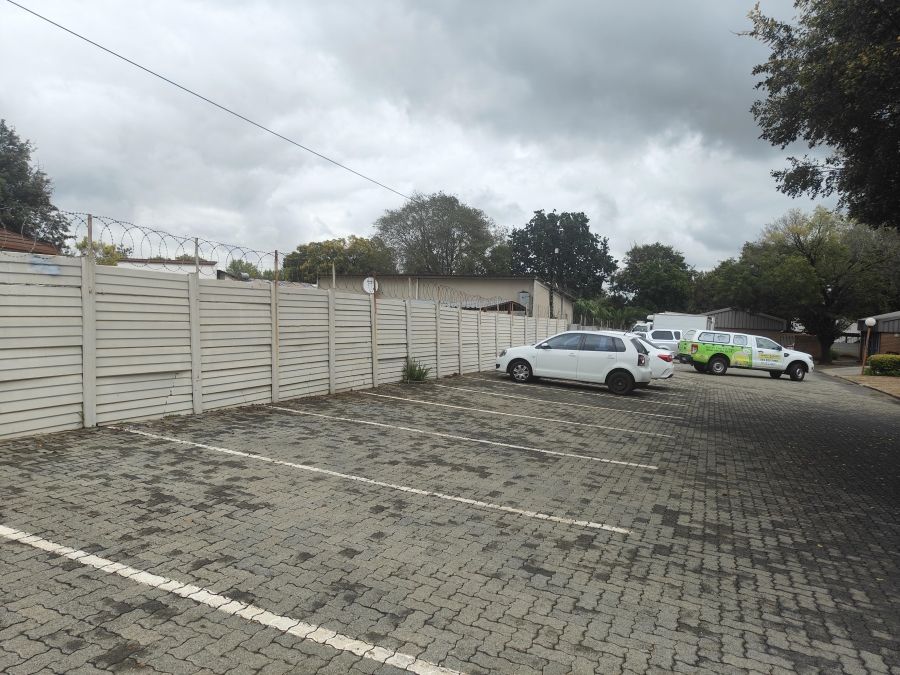 To Let commercial Property for Rent in Valhalla Gauteng