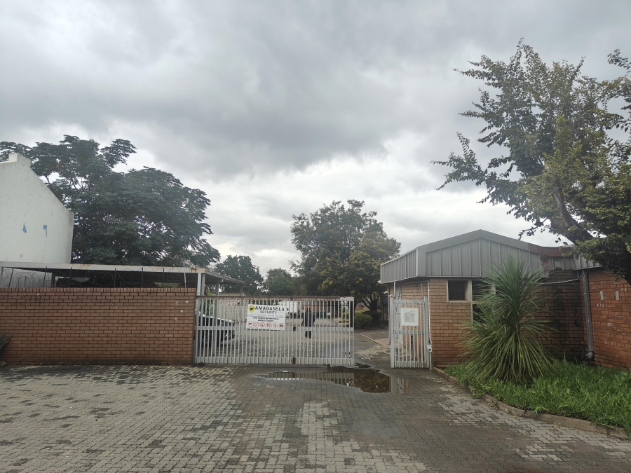 To Let commercial Property for Rent in Valhalla Gauteng