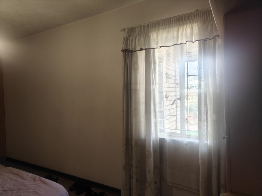 4 Bedroom Property for Sale in Laudium Ext 2 Gauteng