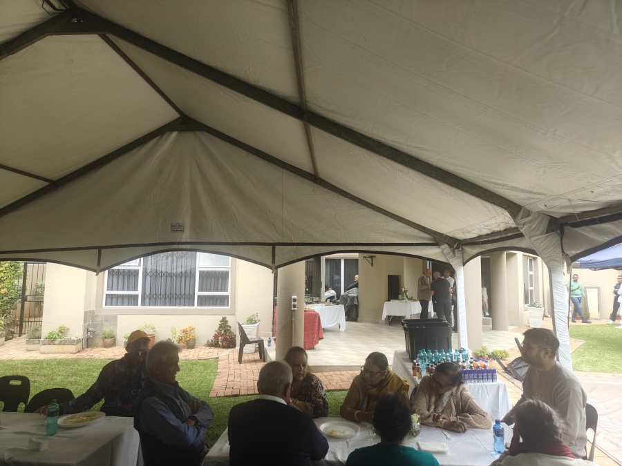 9 Bedroom Property for Sale in Laudium Ext 2 Gauteng