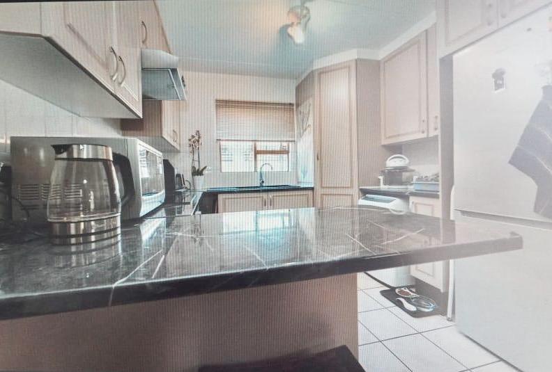 2 Bedroom Property for Sale in Fourways Gauteng