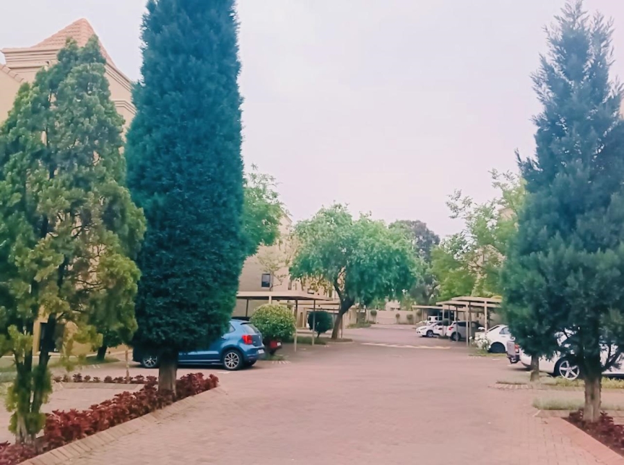 2 Bedroom Property for Sale in Fourways Gauteng