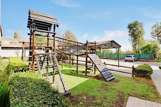 2 Bedroom Property for Sale in Fourways Gauteng