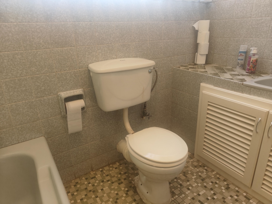 8 Bedroom Property for Sale in Laudium Gauteng