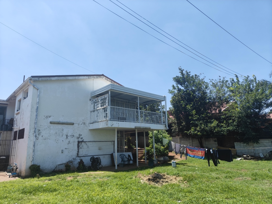 4 Bedroom Property for Sale in Laudium Gauteng