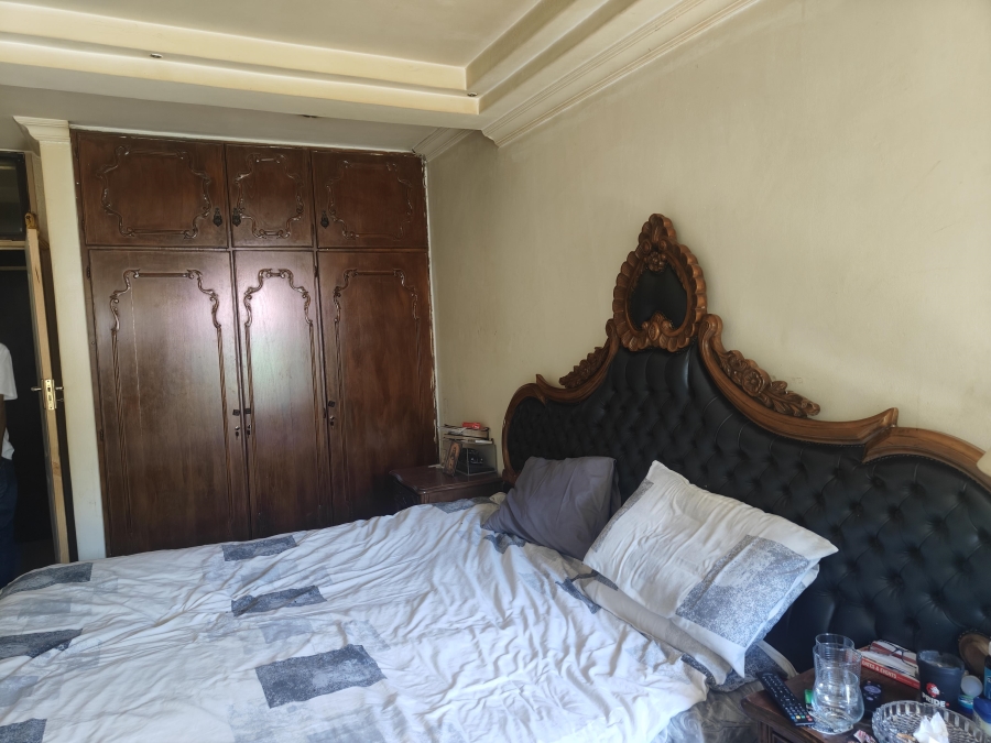 4 Bedroom Property for Sale in Laudium Gauteng