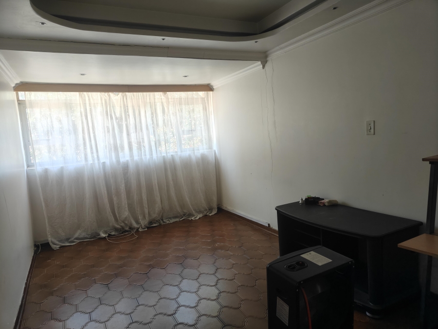 4 Bedroom Property for Sale in Laudium Gauteng