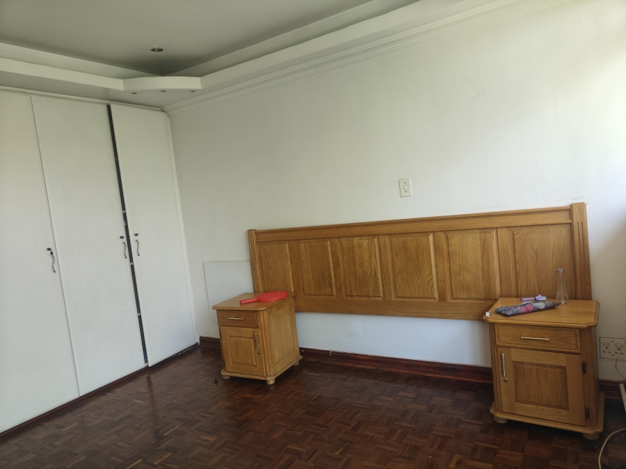 4 Bedroom Property for Sale in Laudium Gauteng