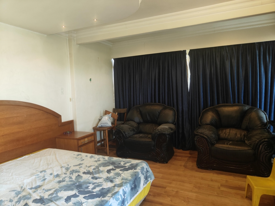 4 Bedroom Property for Sale in Laudium Gauteng