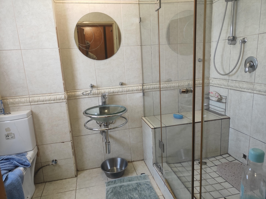 4 Bedroom Property for Sale in Laudium Gauteng