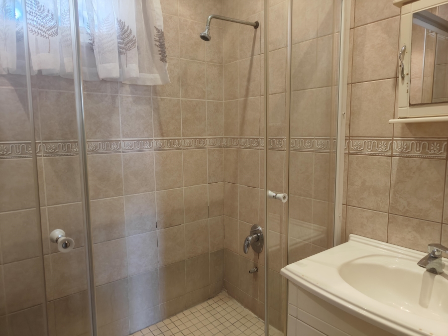 4 Bedroom Property for Sale in Laudium Gauteng