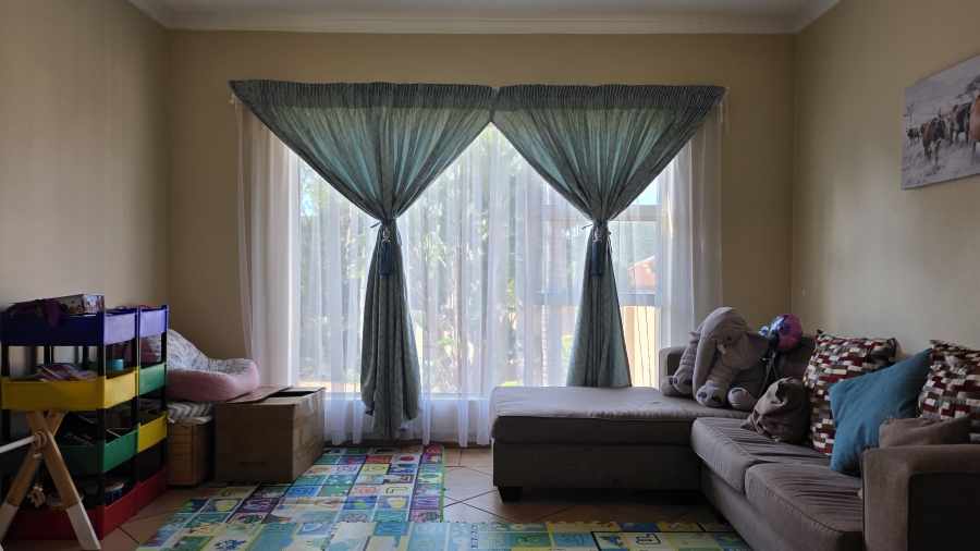 To Let 4 Bedroom Property for Rent in Eldo Glen Gauteng