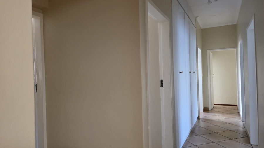 To Let 4 Bedroom Property for Rent in Eldo Glen Gauteng