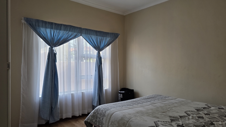 To Let 4 Bedroom Property for Rent in Eldo Glen Gauteng