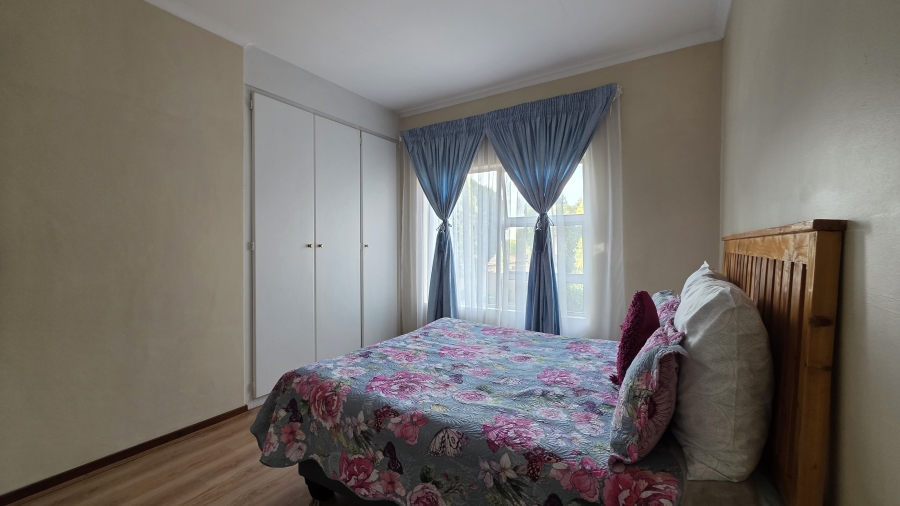 To Let 4 Bedroom Property for Rent in Eldo Glen Gauteng